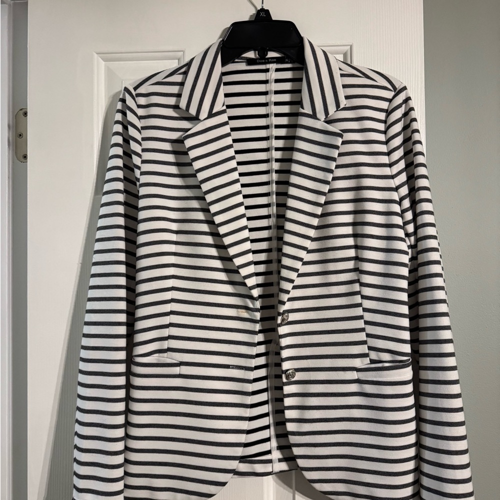 Doe & Rae Striped Blazer